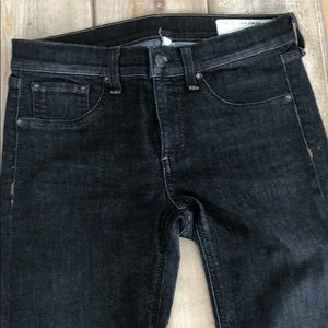 Rag & Bone, in “Skinny”, colour Black Rae. Sz 28